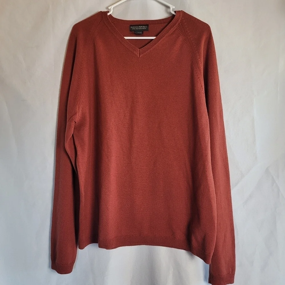 Banana Republic V-Neck Extra Fine Italian Merino Wool Sweater Size XL